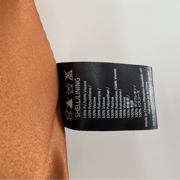 NWT Anthropologie Urban Originals  Vegan Royal Buckle Slouchy Tote Golden Tan - Picture 10 of 10